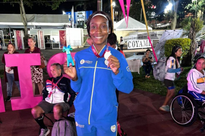 Kiara Rodríguez fue oro en salto largo y nuevo récord americano.