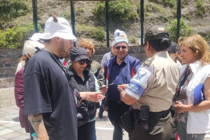 Reunión. La policía ofrecerá a los negocios estrategias para protegerse.