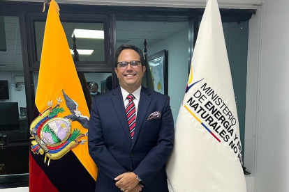 En medio de sospechas, Vera renunció al ministerio en octubre de 2022.