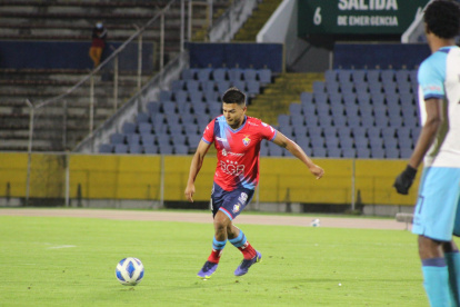 Bryan Tana, es una de las armas que este domingo presentan ante Barcelona.