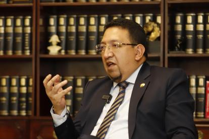 Saquicela asumió la Asamblea luego de que Guadalupe Llori sea destituida del cargo.