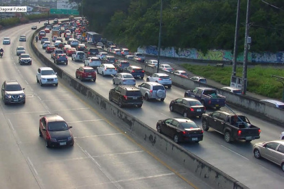 La conexión desde la avenida del Bombero a la Carlos Julio, está entre las calles afectadas por el congestionamiento.