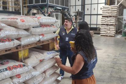 Control.- Los operativos que la Gobernación del Guayas reforzó desde junio para evitar la especulación del arroz.