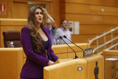 La presidenta del Parlamento Andino, Cristina Reyes, durante su alocución en la Asamblea de la EuroLat.