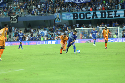 Emelec venció 2-0 a Libertad en la primera etapa de LigaPro.