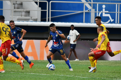 Manta, 11 de junio de 2023. En el estadio Jocay, Delfin recibe a Aucas en un partido por la fecha 14 del campeonato nacional de futbol Liga Pro Bet593 2023. API / Ariel OCHOA ag-periodistas