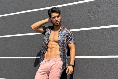 Bruno Barbieri quedó en el top ten del Mister Supranational e hizo casting para la versión local de La casa de los famosos. En noviembre viajará a Tailandia.