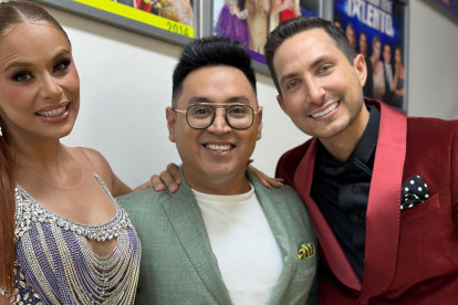 Eduardo con Fernanda Gallardo y Lazito de la farándula.