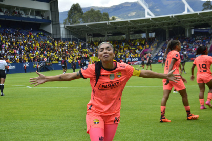 Madelen Riera marcó un doblete y se coronó como goleadora del torneo.