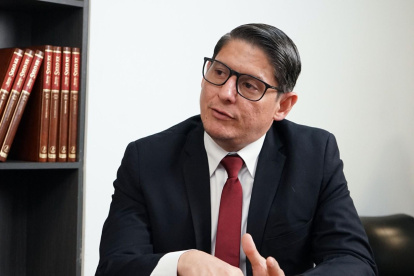 Cargo. El juez destituido el 19 de agosto con dos votos afirmativos y tres abstenciones recuperó su cargo