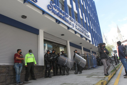 El concurso permanecerá suspendido hasta la audiencia de la acción de protección.