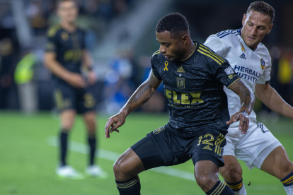 El "chiqui" palacios tuvo una gran actuación ante el LA Galaxy.