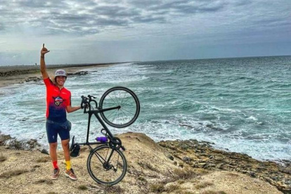 Miguel Cedillo en La Chocolatera, cantón Salinas.