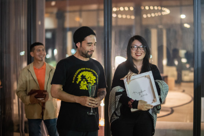 Los artista César Sepúlveda y Maureen Gubia.