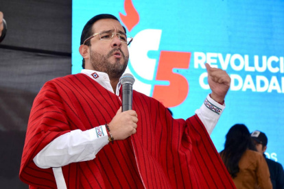 Según un certificado de la Prefectura de Manabí, Hidalgo sólo laboró mes y medio en la institución.