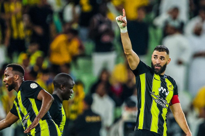 Los goles del astro francés llegaron al minuto 34, 67 y 69.