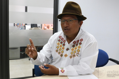 Dato. Churuchumbi actualmente es coordinador electo del movimiento Pachakutik y fue alcalde de Cayambe entre el año 2014 y 2022.