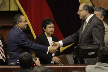 Situación. Mauricio Torres fue posesionado el 28 de noviembre, pese a los reparos especialmente correístas.