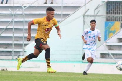 Jandry Gomez jugador de 16 años nuevo 10 de Barcelona SC