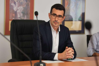 Andrés Guschmer, titular del Ministerio del Deporte aclara el tema de Barcelona