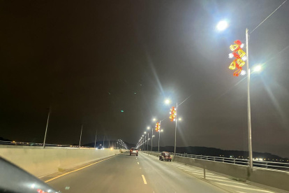 Situación. Varias luminarias presentan fallos en esta vía.