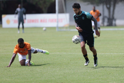 Aucas y Universidad Católica se enfrentaron en partido amistoso