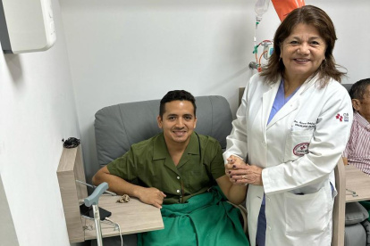 Tratamiento. El paciente recibe Inmunoterapia para combatir el cáncer. El proceso no genera molestias.