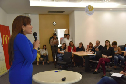 Bibian Hernández es una abogada investigada por presunto lavado de activos.