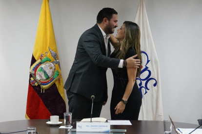 Asunción. Mishelle Calvache juró como nueva vicepresidenta del CPCCS.