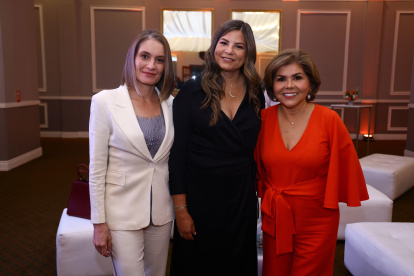 El nuevo directorio está conformado por Lucía Arteta, vicepresidenta; Mónica Fistrovic, presidenta; y Ana María Molina, directora ejecutiva.