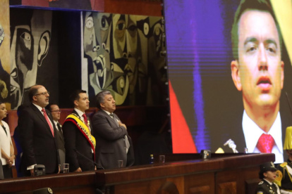 Publicidad. Sin pantallas gigantes, el informe a la nación del presidente de la República no podría existir. Toda la información cabe en un videoclip.