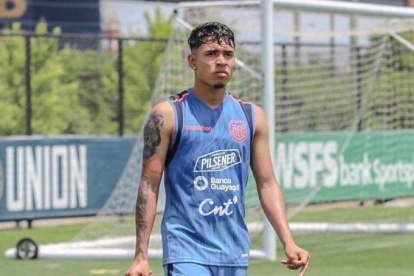 Kendry Páez el jugador más joven de Ecuador estará presente ante Argentina.