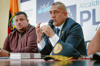 Alcalde Gabriel Balladares dice ser víctima de ataques mediáticos.