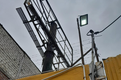 En cinco puntos de la ciudad se detectaron irregularidades en las vallas.