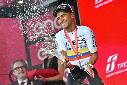 En mayo, el ecuatoriano Jhonatan Narvaez del equipo Ineos Grenadiers ganó la primera etapa del Giro d"Italia 2024.