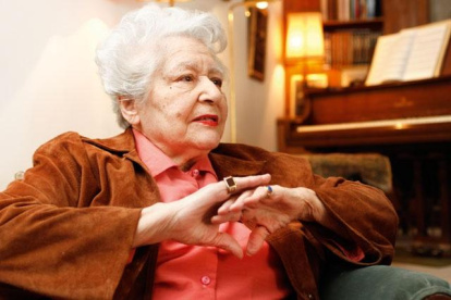 El recital Evocaciones conmemora los diez años desde el fallecimiento de la pianista y docente Celia Zaldumbide Rosales.