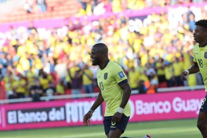Enner Valencia y su gol ante Perú, lleva 42 con la Tricolor.