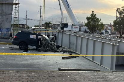 Así quedó el carro de Marco Angulo en el accidente en Quito.