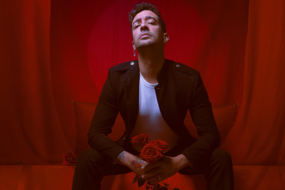 Pascual Cantero, conocido por el nombre artístico Muerdo, lanzó recientemente su último disco, titulado Sinvergüenza.