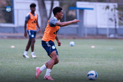 RICHARD BORJA ENTRENAMIENTO DE EMELEC OCTUBRE DE 2024

AG-EXTRA AG-EXPRESO