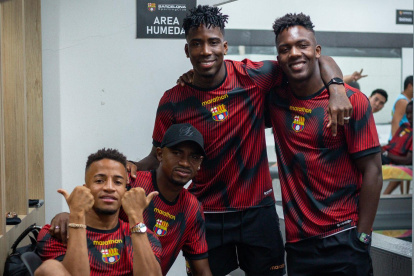 JUGADORES DE BARCELONA 2024 IMAGESPORT JOSE CHAMORRO 2024

AG-EXTRA AG-EXPRESO