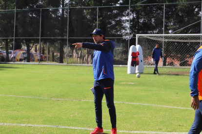 JUAN CARLOS BURBANO TECNICO ECUADOR SUB 17