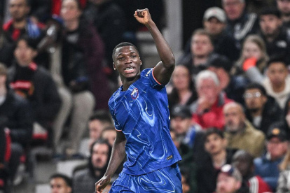 Moisés Caicedo y su gol en el Teatro de los sueños.