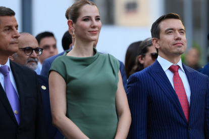 Lavinia Valbonesi y Daniel Noboa en la sesión solemne por los 204 años de Independencia de Portoviejo.