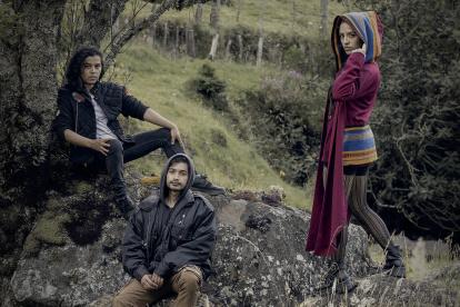 Las tres regiones nariñenses (Andes, Amazonía y Pacífico) están unidas en la banda que ensaya en el estudio El Silencio, de Pasto.