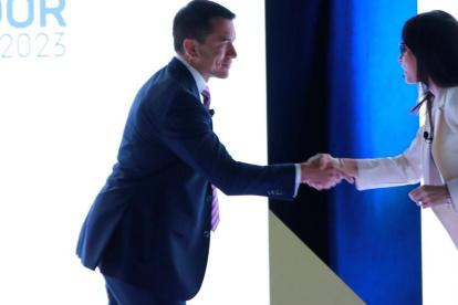 Daniel Noboa y Luisa González son dos de los 16 candidatos que se pelearán la Presidencia de Ecuador en las elecciones de 2025.