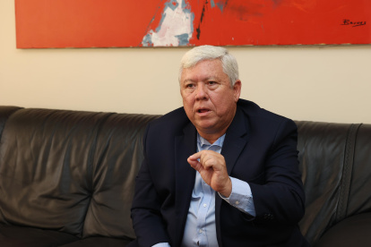 El exministro de Economía se desempeñará como presidente de la BVG, hasta el 2026.