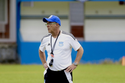 Jorge Célico dirigió su primera práctica con Emelec el jueves 23 de enero.