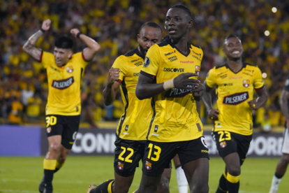 Barcelona venció 3-0 a Corinthians en el partido de ida de la tercera fase en la Copa Libertadores