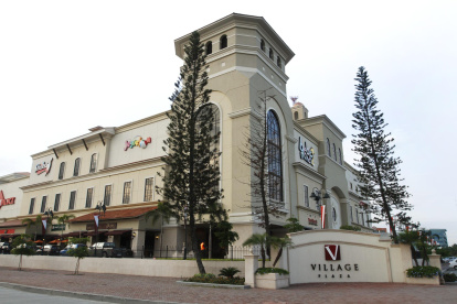 Las instalaciones del centro comercial Village Plaza, en la vía Samborondón.